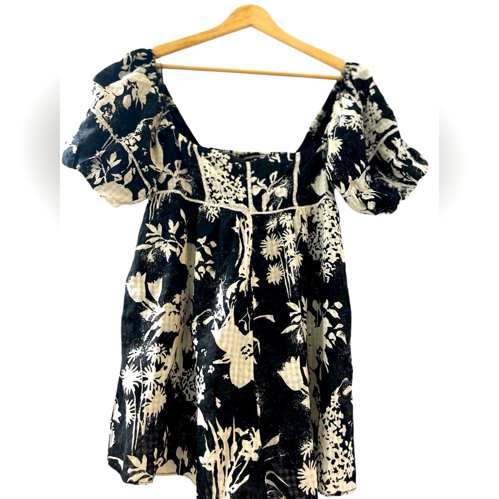 Urban Outfitters Women's Black and White Playsuit-romper